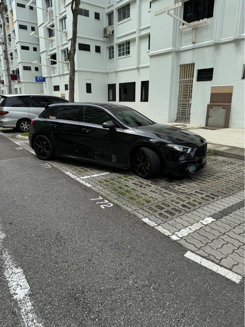 Mercedes-Benz A-Class Hatchback A200 Progressive (A) (Category: Used Cars) located in Singapore. Submitted by ddddd.d (Listing ID 1267317778, Image 1). Description: bodykit Original White Leather interior.