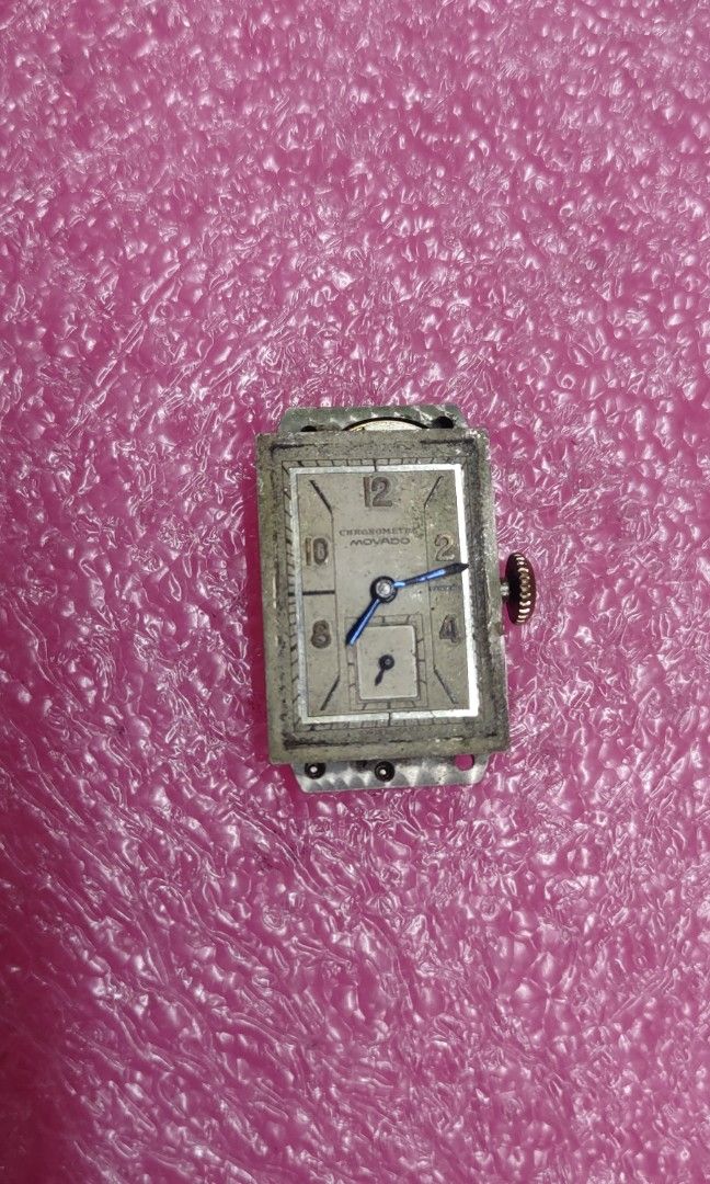 Movado hand wind (Category: Luxury Watches) located in Caloocan City. Submitted by great_2003 (Listing ID 1267293961, Image 1). Description: machine only good running condition chronometer as is only wysiwyg.