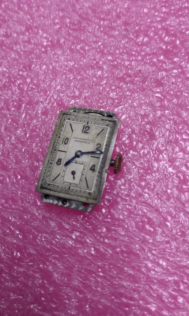 Movado hand wind (Category: Luxury Watches) located in Caloocan City. Submitted by great_2003 (Listing ID 1267293961, Image 2). Description: machine only good running condition chronometer as is only wysiwyg.