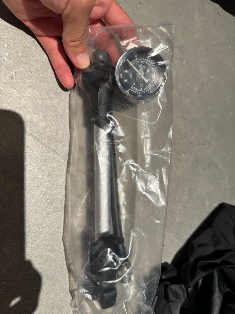 Wrench force best sale shock pump