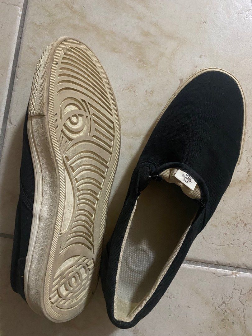Casual shoes size hotsell 5