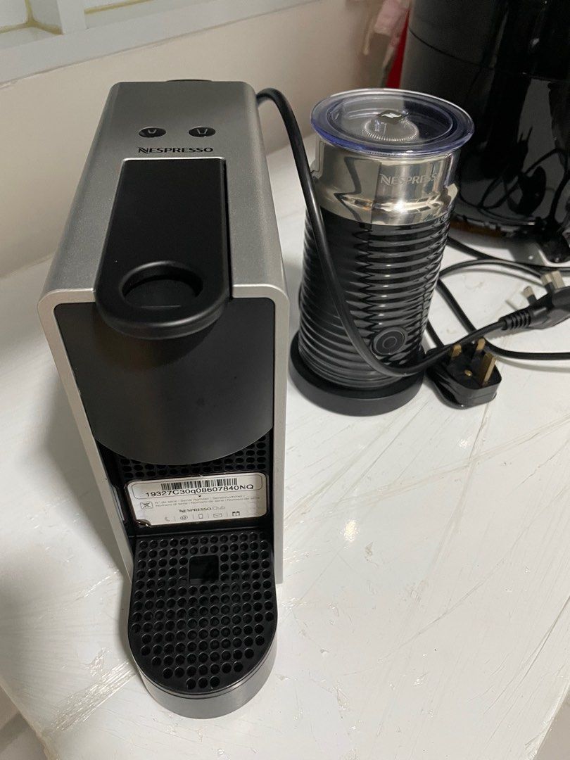 Nespresso Essenza Mini with Aeroccino, TV & Home Appliances, Kitchen
