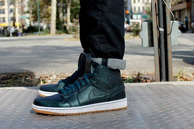 Air jordan 1 mid nouveau midnight navy store