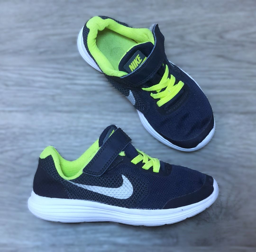 jual sepatu nike anak original
