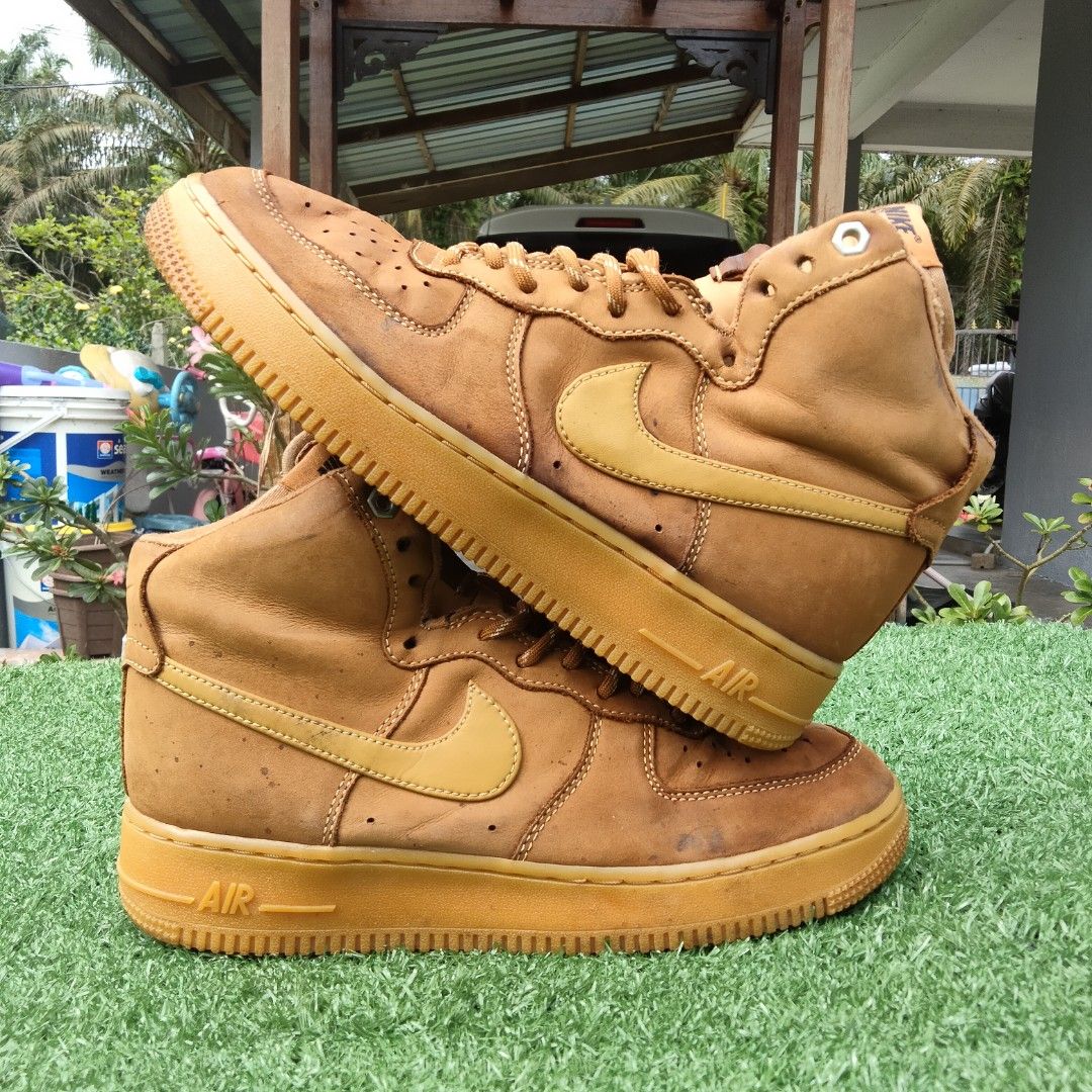 Nike air force 1 special field mid top wheat