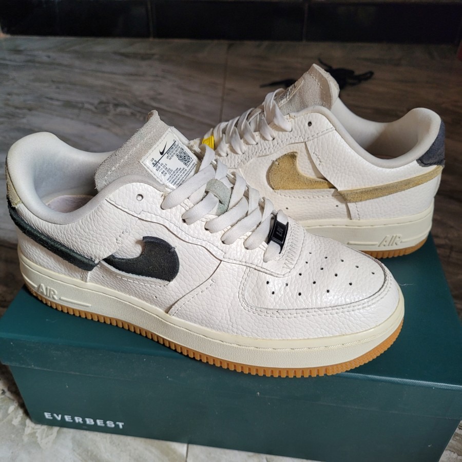 Nike air force 1 vandalized sail deals chrome yellow (w)