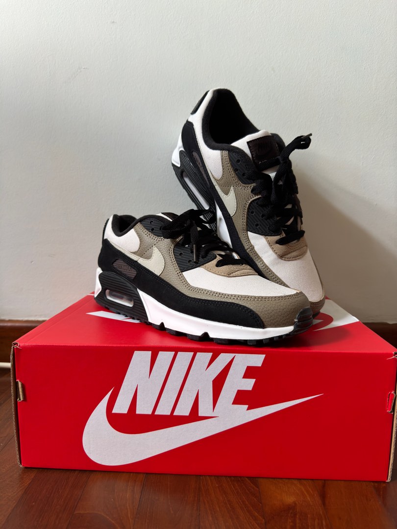 White nike air new arrivals max 90 essential