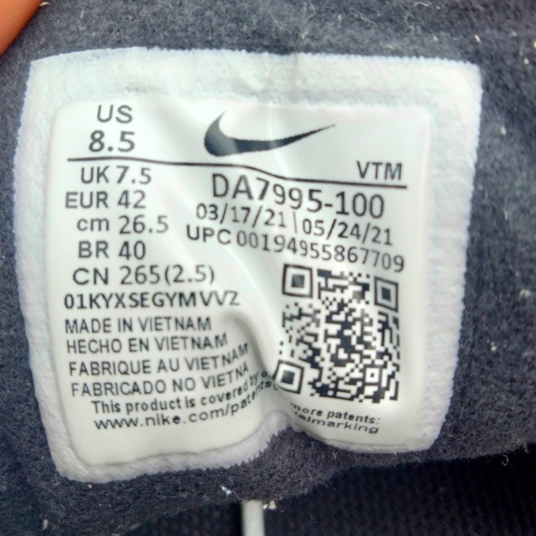 NIke air waffle one sneakers shoes size 7.5uk