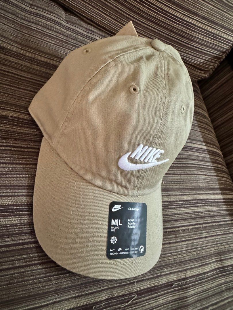 Brown store nike cap