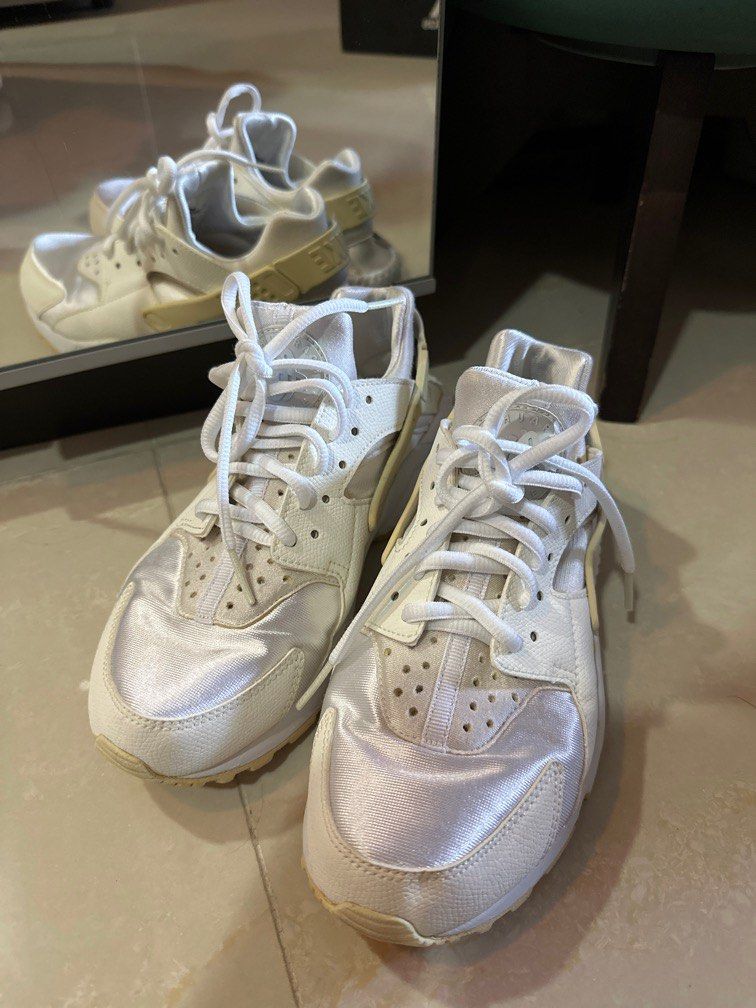 nike huarache 38 Carousell