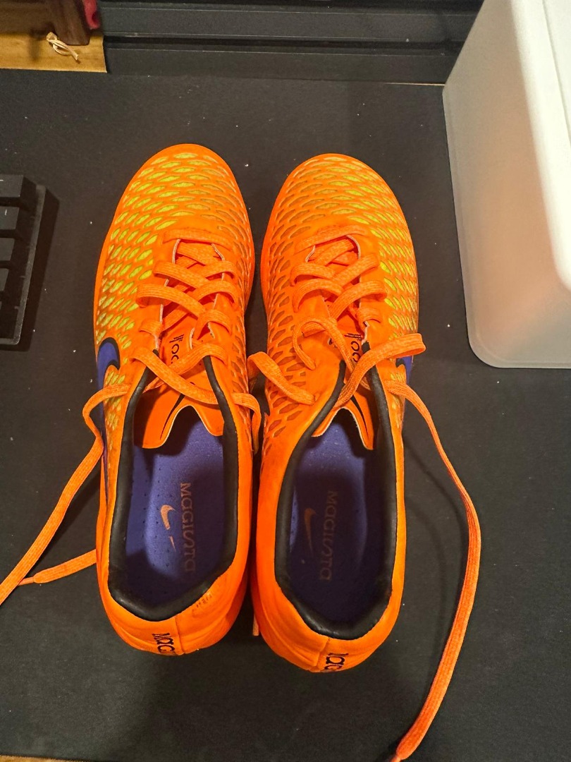 nike magista opus size 11