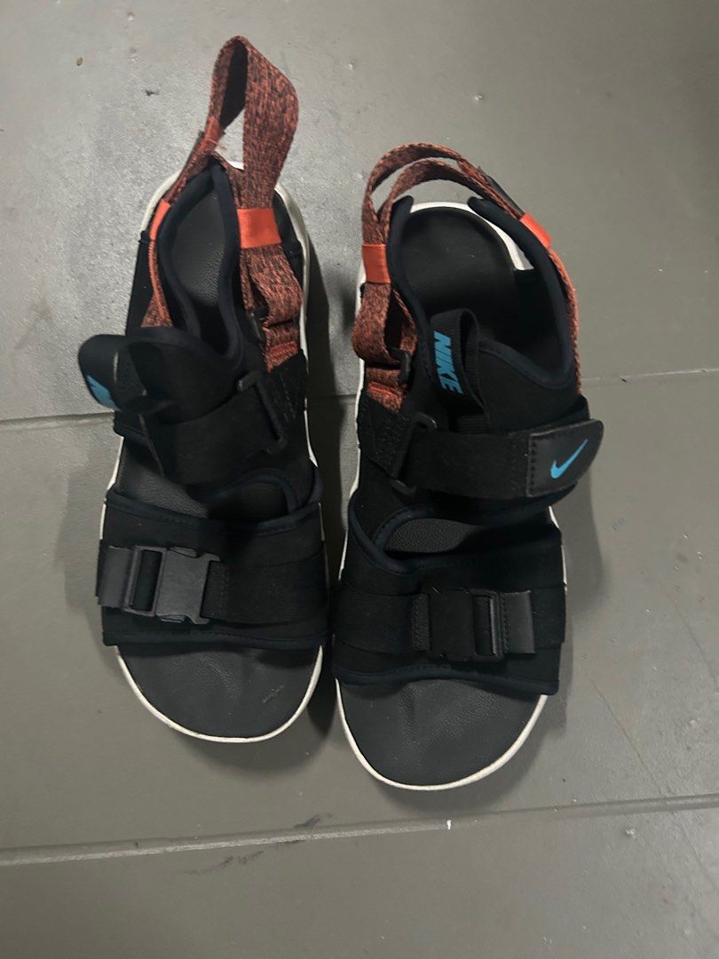 strap nike sandals