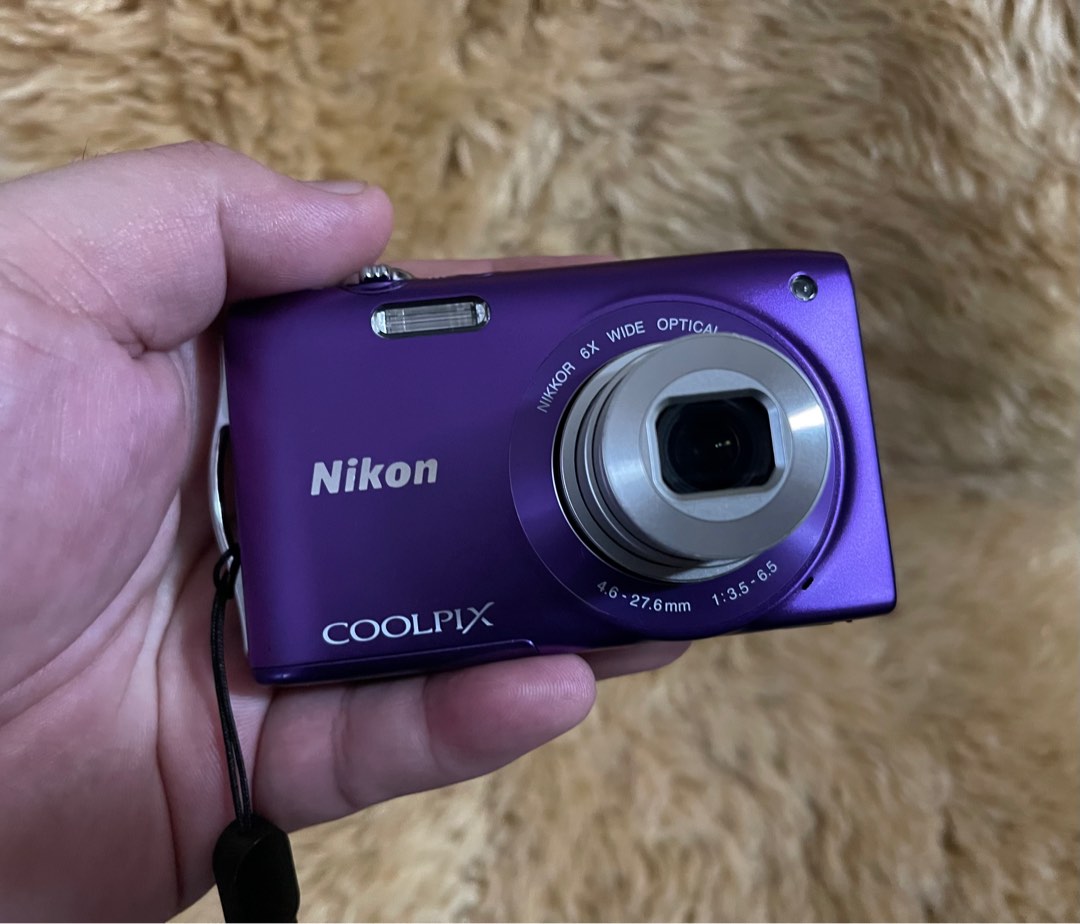 Nikon Coolpix S3300 Digital Camera, Photography, Cameras on Carousell