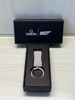 Omega 007 Keychain