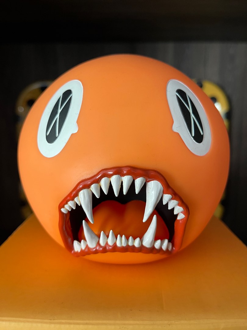 original_fake_kaws__cat_teeth_ 
