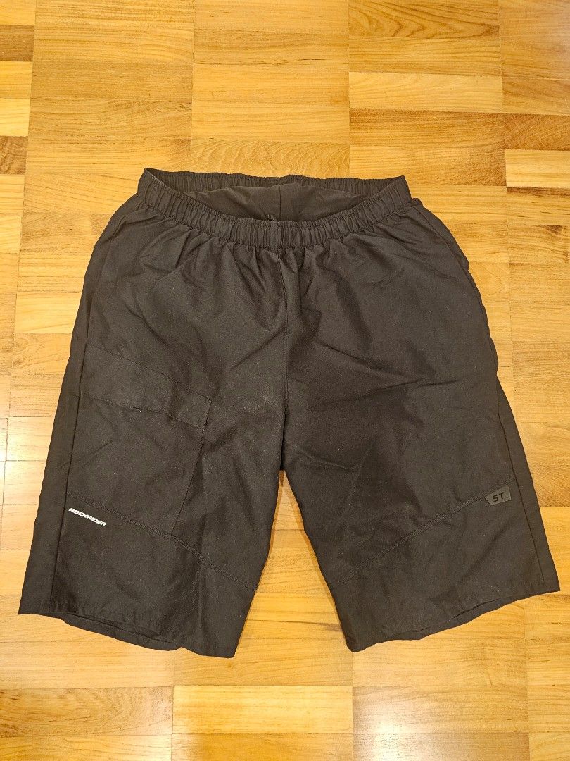 Decathlon padded online cycling shorts