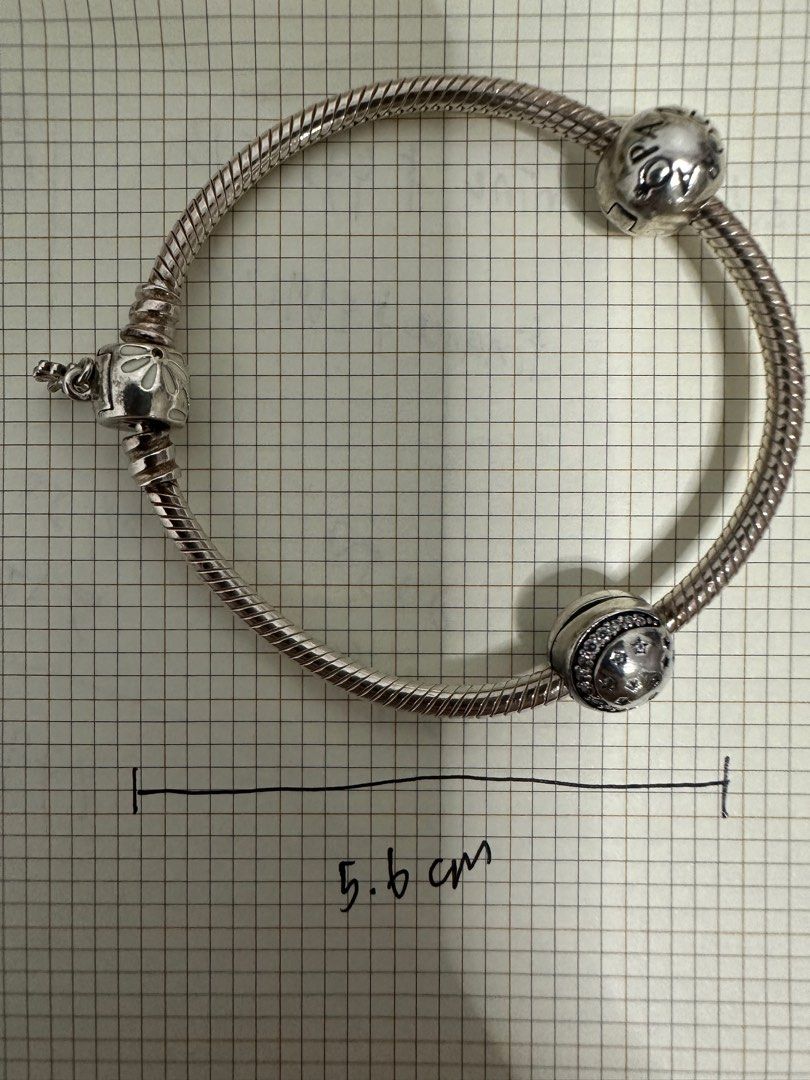 Daisy on sale bracelet pandora