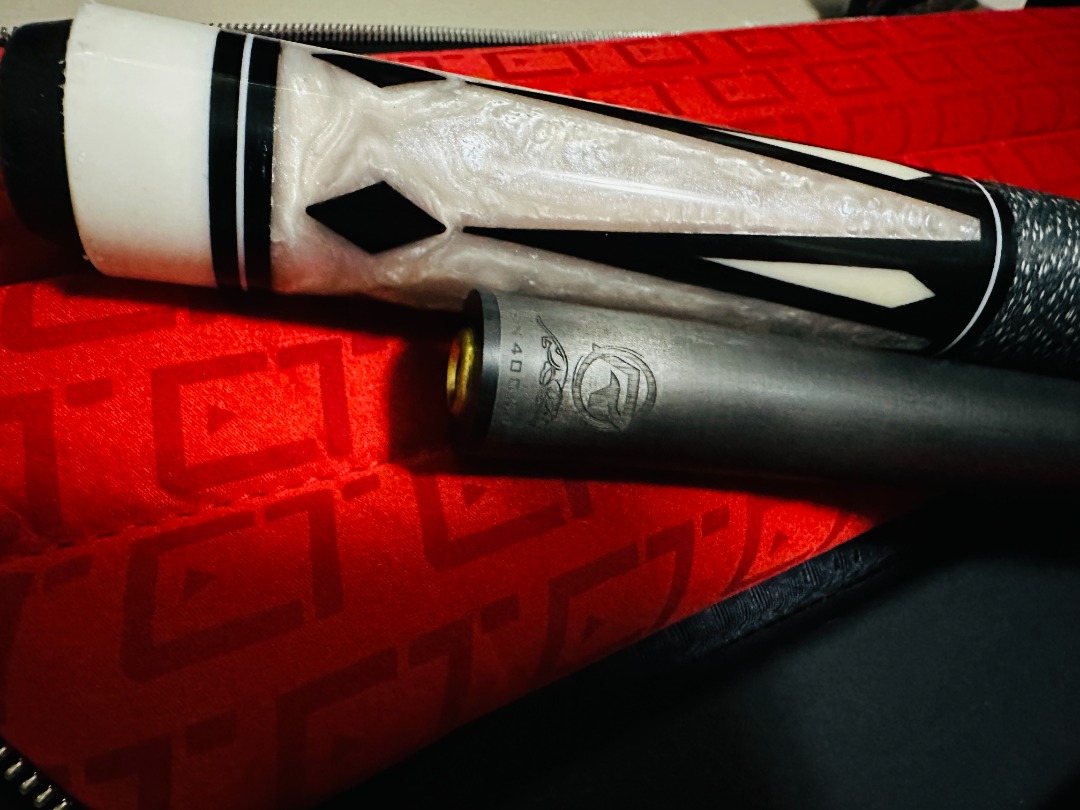 Predator Revo 12.9 with Custom Butt by Cues Master, Sports Equipment ...