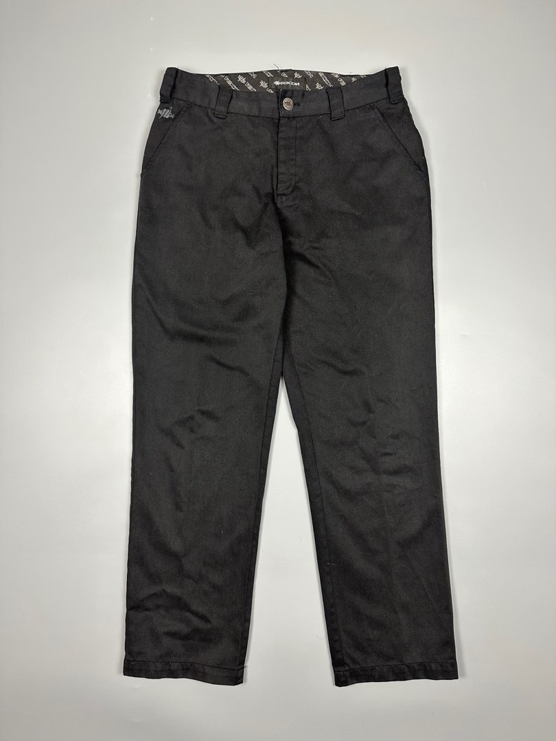 RECON, Men's Fashion, Bottoms, Chinos on Carousell