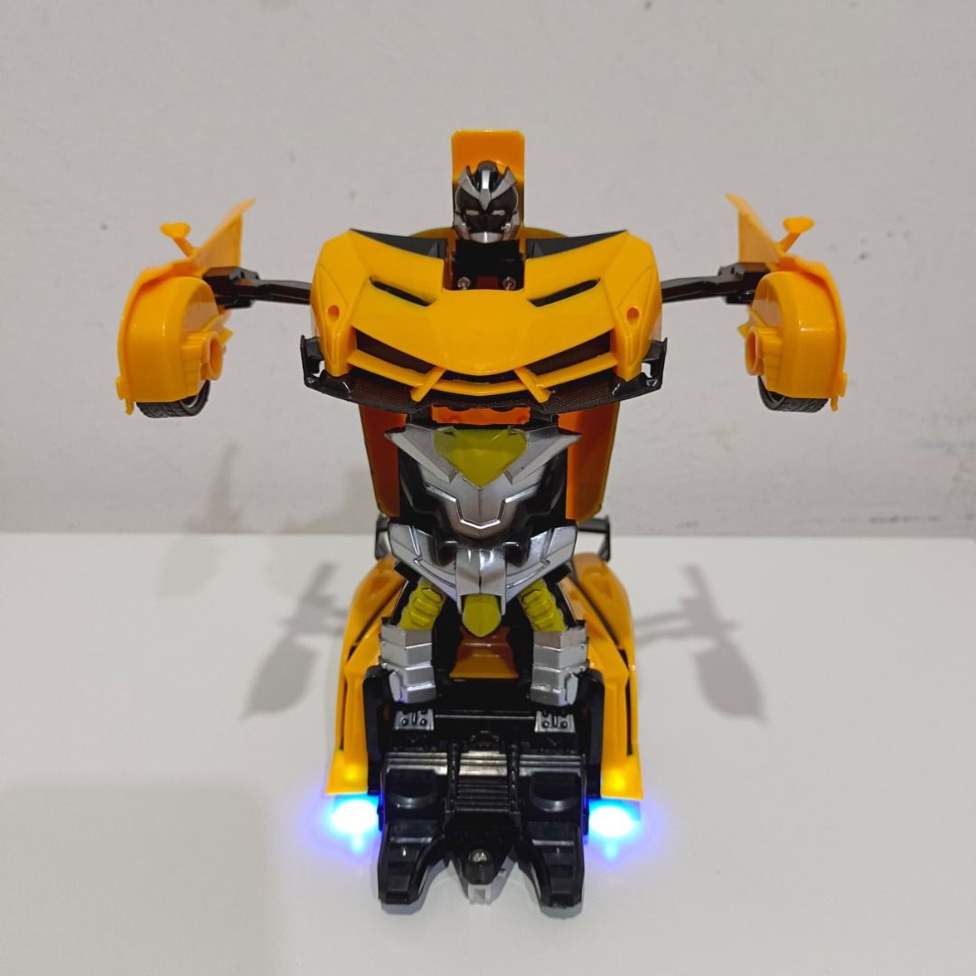 Remote Control Toy Racing Car Transformer Robot Car Rechargeable Kereta Mainan Kuning Yellow Bumblebee Sports Car Toy