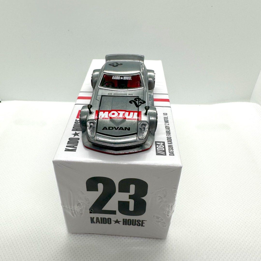 SOLD] Kaido House x Mini GT Nissan Fairlady Z Motul V3 (KHMG064