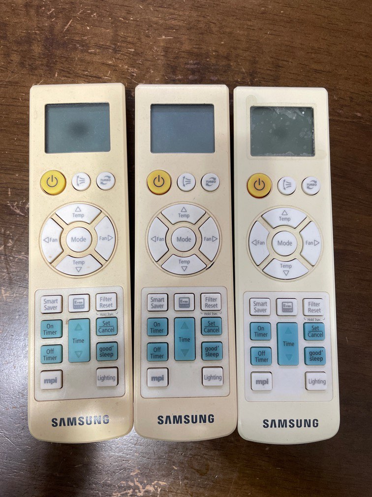 3 Samsung Aircon Remote Control for 18 huat , TV & Home Appliances