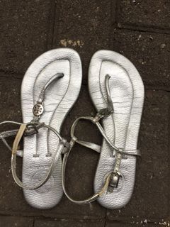 Sandal Tb