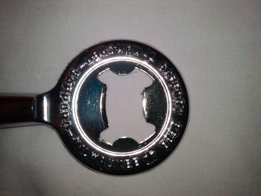 Sapporo Beer Bottle Opener (Category: Other Kitchenware & Tableware) located in Calapan. Submitted by estheronl (Listing ID 1267231309, Image 2). Description: Sapporo beer bottle opener Unused 6"x2.5" As is sa box Mop: Gcash, Paymaya, Bpi Shipping couriers: J&t, LBC Shipping sched: Wed, Sat..
