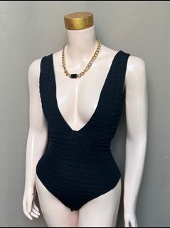 (Category: ) located in . Submitted by random.preloved. (Listing ID 1267242287, Image 1). Description: .