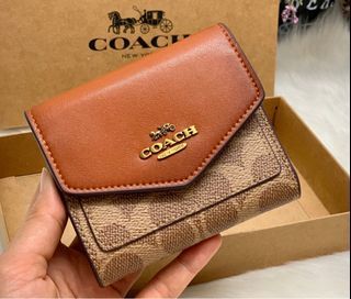 SG Instock! Coach women wallet