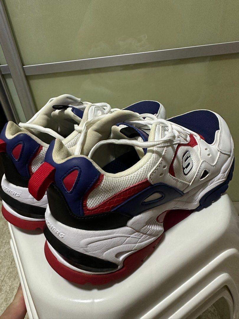Red white and blue skechers discount