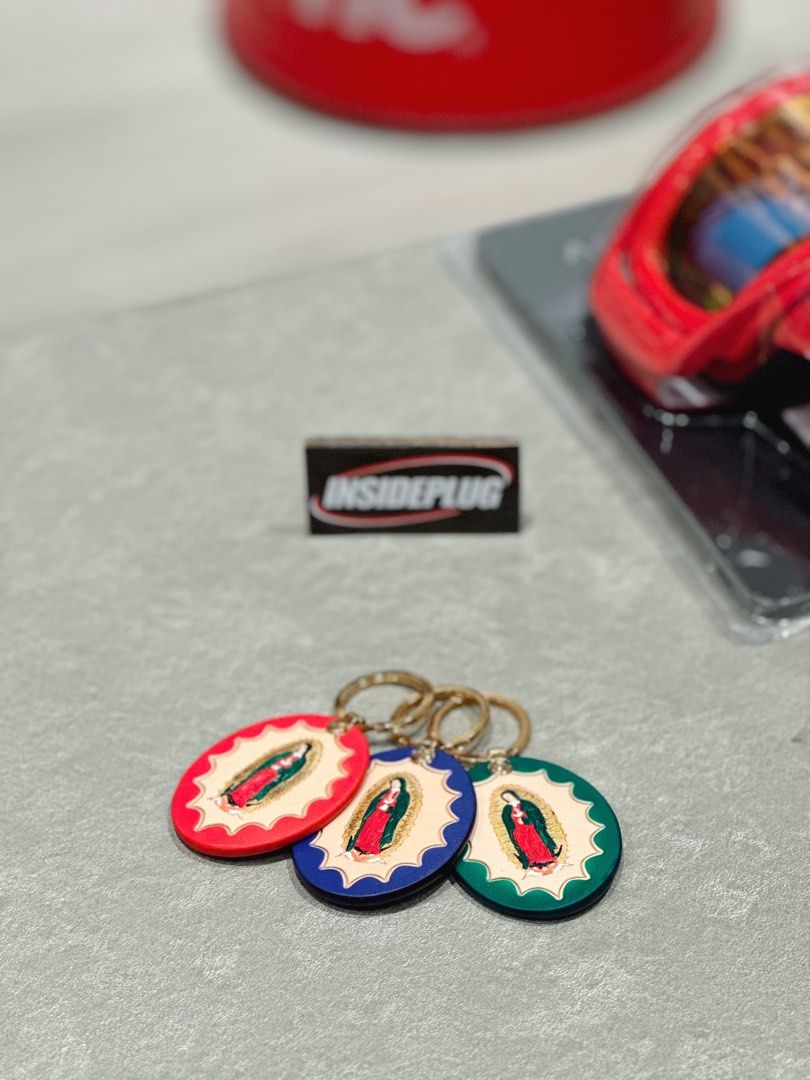 小物 Supreme Guadalupe Leather Keychain Blue Supreme Guadalupe Leather Keychain (FW23) - $38