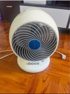 （分類：）位於 。 由 hk918 提交（商品編號 1267350768，圖片 1）。簡介： 。