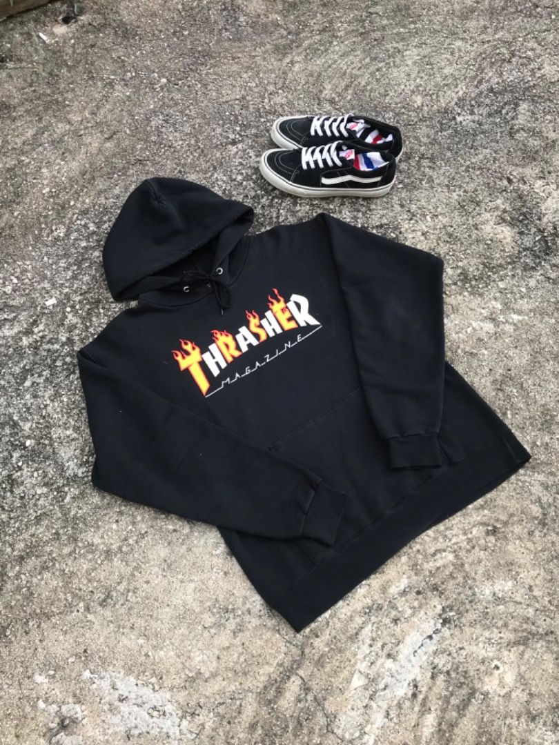 THRASHER HALF FLAME HOODIE BLACK Fesyen Pria Pakaian Baju