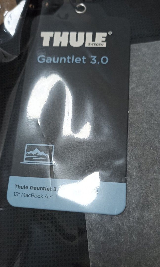 Thule gauntlet 3.0 macbook air top