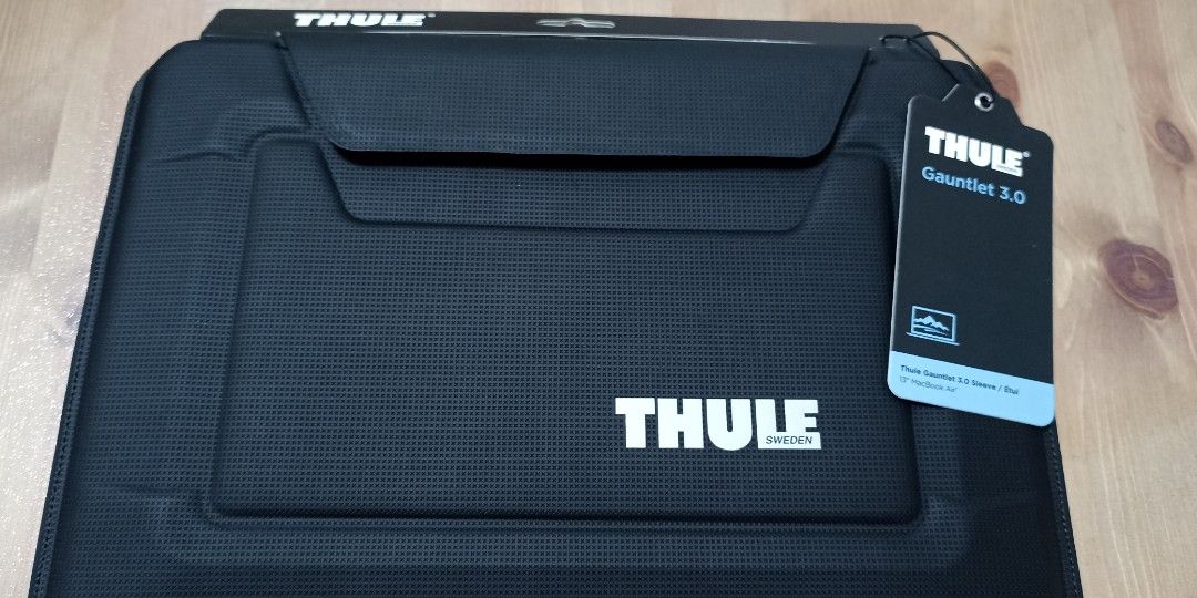 Thule gauntlet 3.0 macbook air top