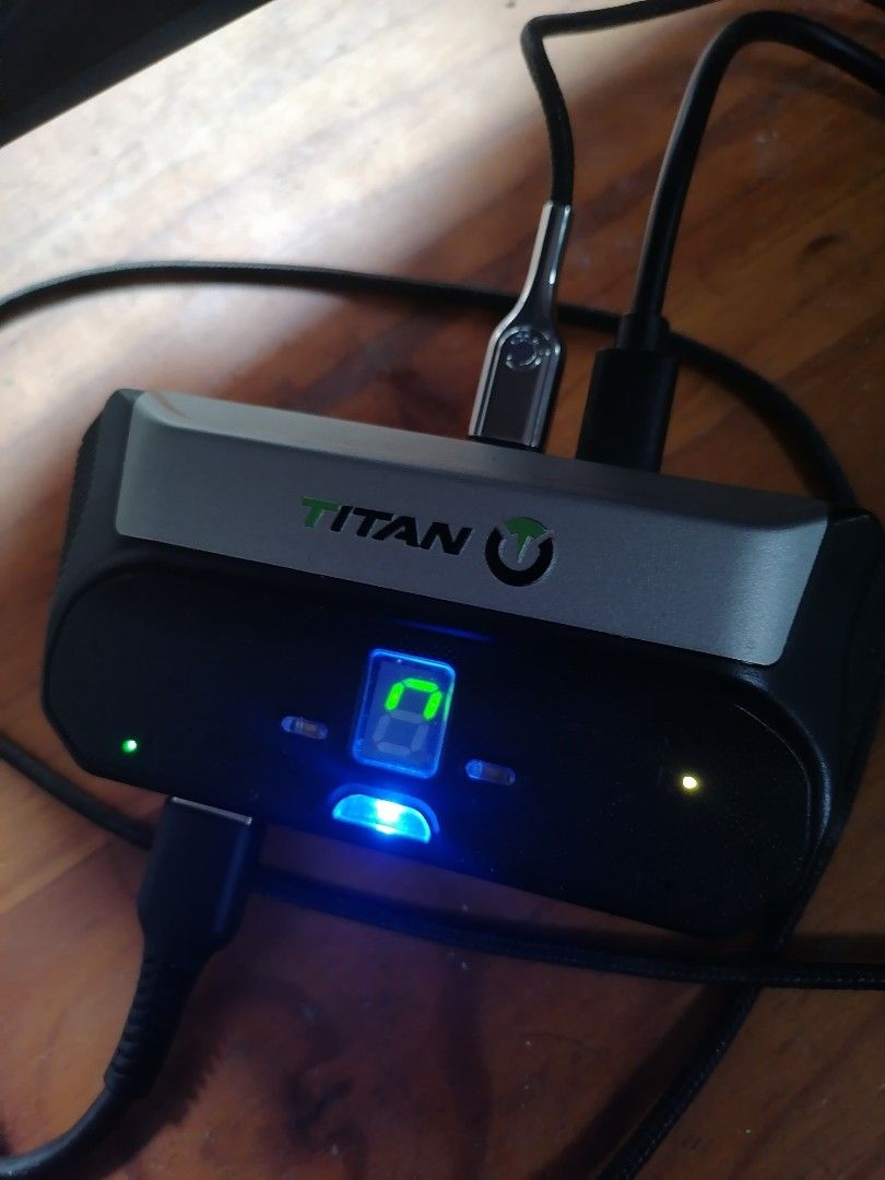 その他 TITAN two 51a1ZJHD-4L._UF894,1000_QL80_.jpg