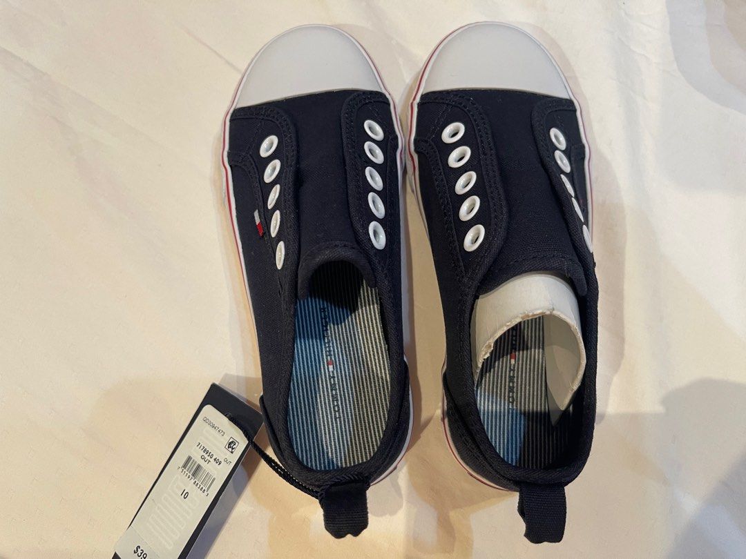 Tommy hilfiger on sale slippers kids