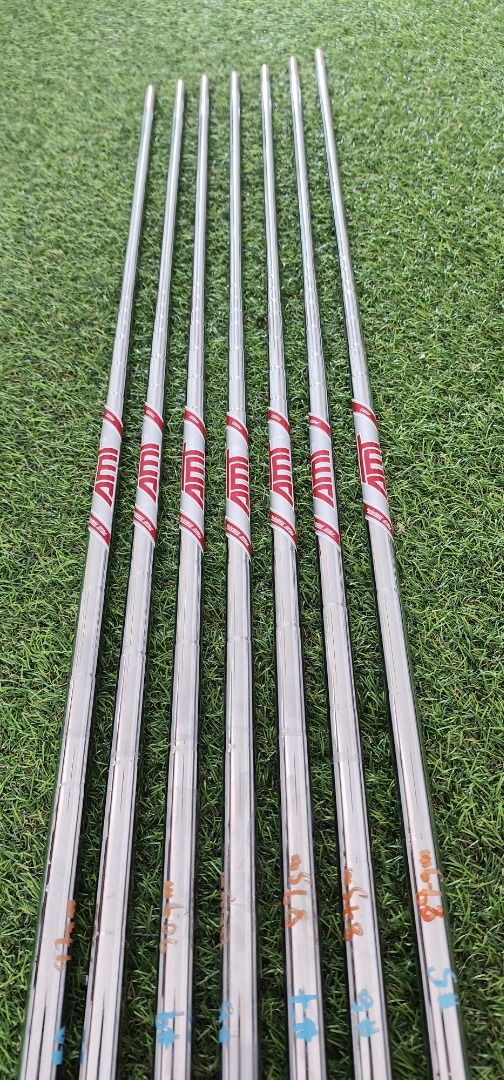 True Temper AMT Red R300, Sports Equipment, Sports & Games, Golf on ...