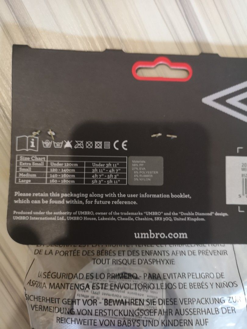 Umbro Shin Guard (small), Sports Equipment, Sports & Games, Racket ...