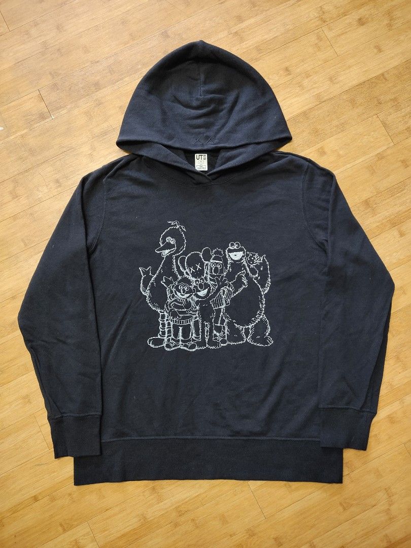 Kaws uniqlo sweater on sale