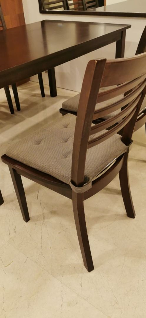 Used solid oak dining on sale table and 6 chairs