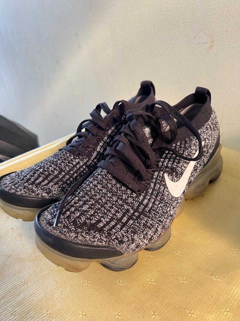 Vapormax women oreo Women s Fashion Footwear Sneakers on Carousell