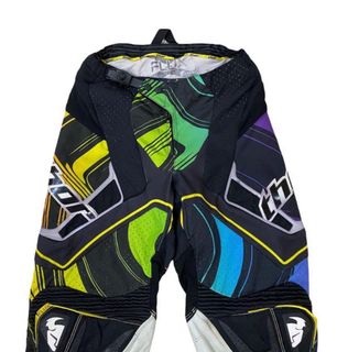 (Category: ) located in . Submitted by 97_thriftclothing (Listing ID 1267331270, Image 1). Description: .