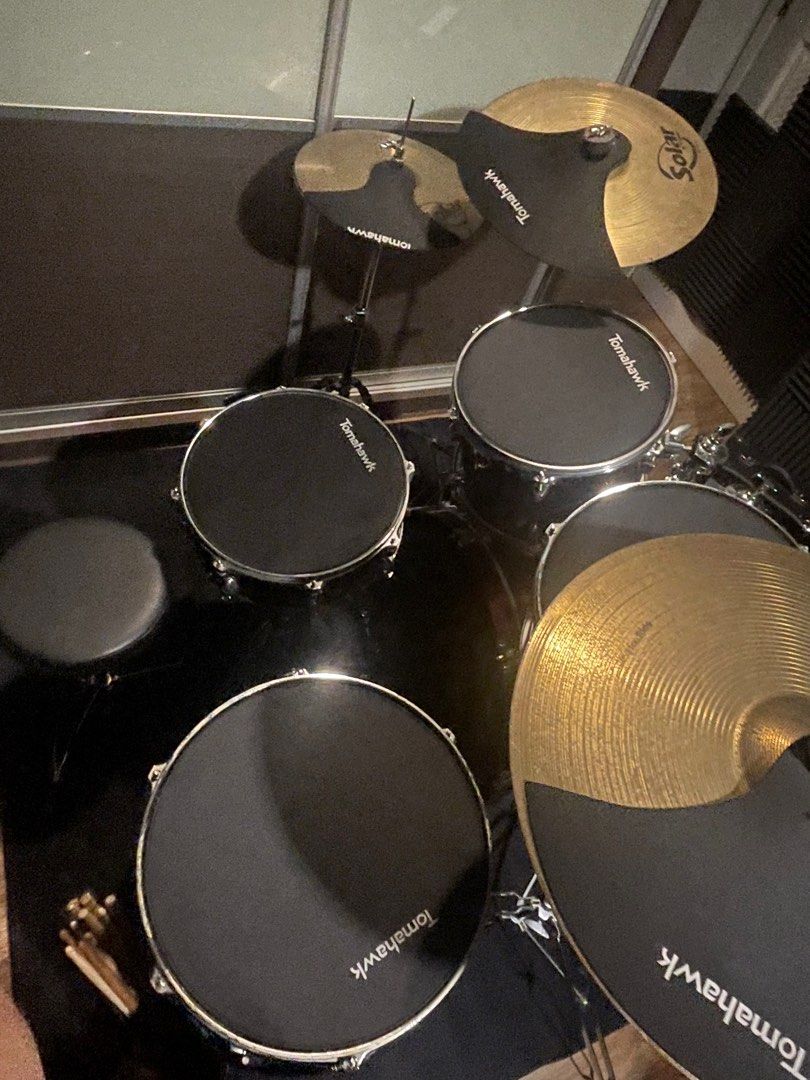 Yamaha Gigmaker Drum Kit with Removable Mutes for Silent Practice