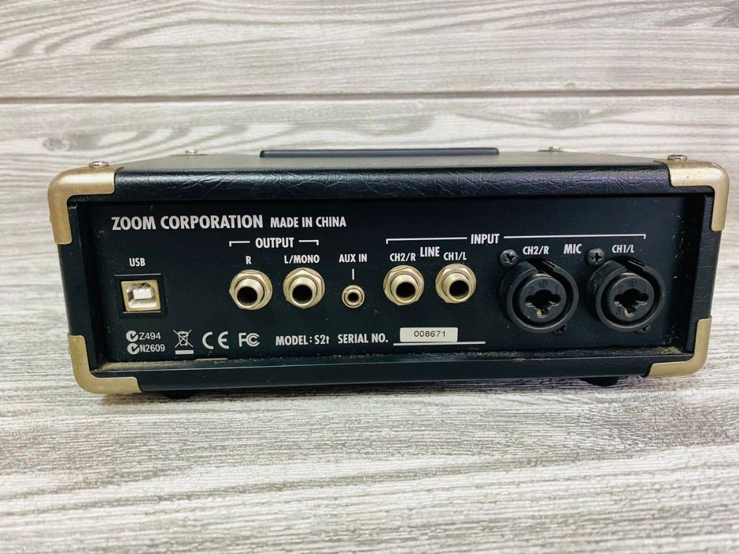 Zoom ZFX S2t USB Digital Audio Recording Interface.., Hobbies & Toys