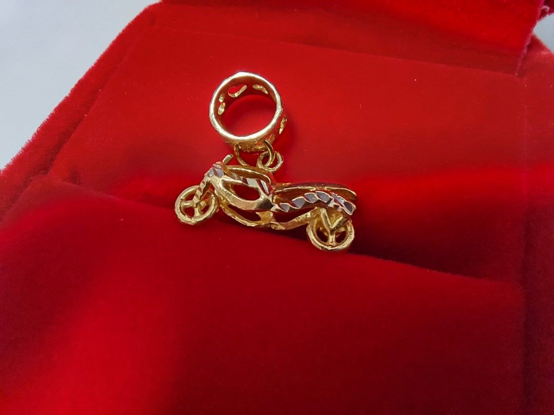 916 Gold 2 tone motorcycle charm pendent 1.65g 15mm x 8mm