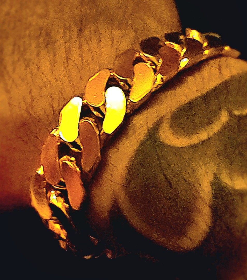 916.gold bracelet 88 g. Weight 100g