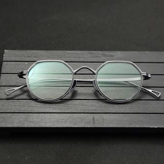 （分類：）位於 。 由 hongkongoptical 提交（商品編號 1247590232，圖片 1）。簡介： 。