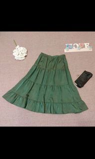 日本 OLIVE des OLIVE 超美 光澤緞面綠色 傘狀 蛋糕三層拼接 長裙 a字裙 蛋糕裙 蛋糕長裙 日本製 近全新